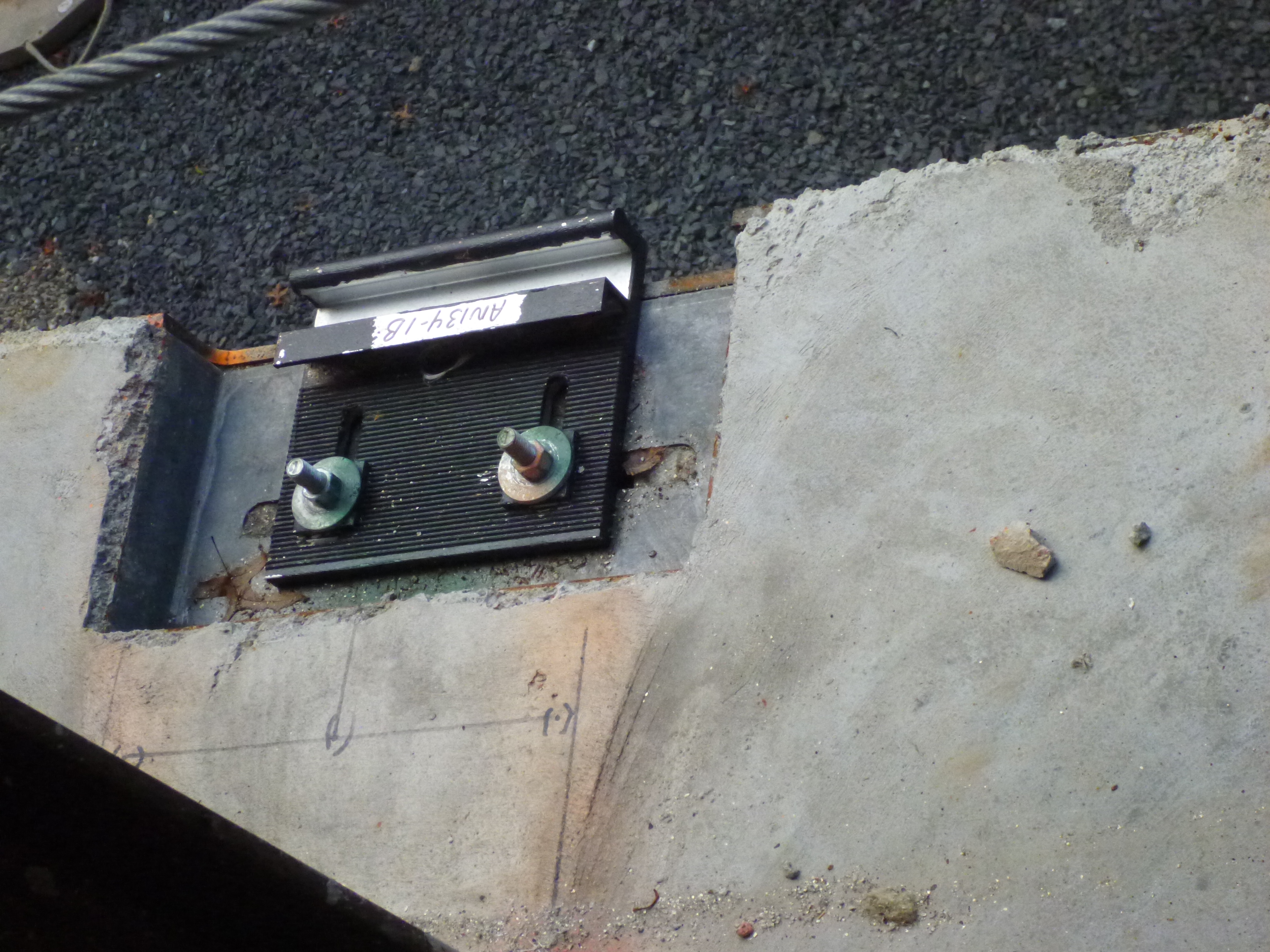 Cladding Connection